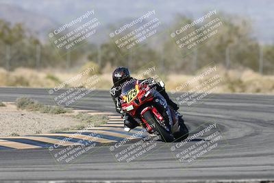 media/Dec-04-2025-Racers Edge (Thu) [[5ebc9f124d]]/3-B Group/1-Session 1 (Turn 7)/